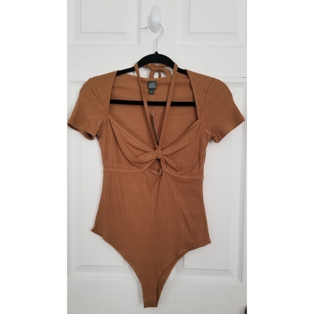 Wild fable brown cutout bodysuit - Picture 2 of 6
